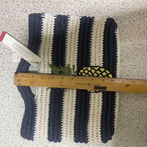 TALBOTS Hand Crocheted Paper Straw Stripes and Pineapple Clutch Handbag-NWT - Picture 10 of 10